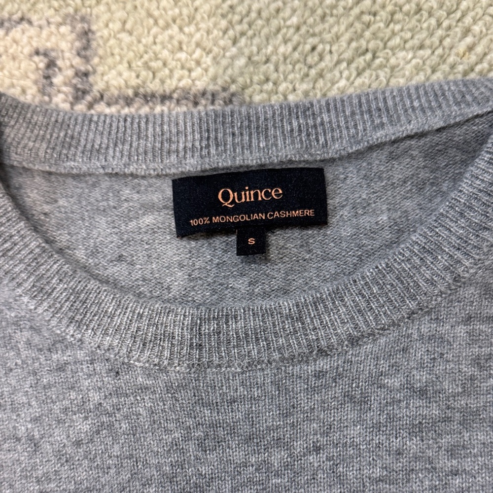 Quince Mongolian Cashmere Crewneck Sweater - Picture 2 of 4